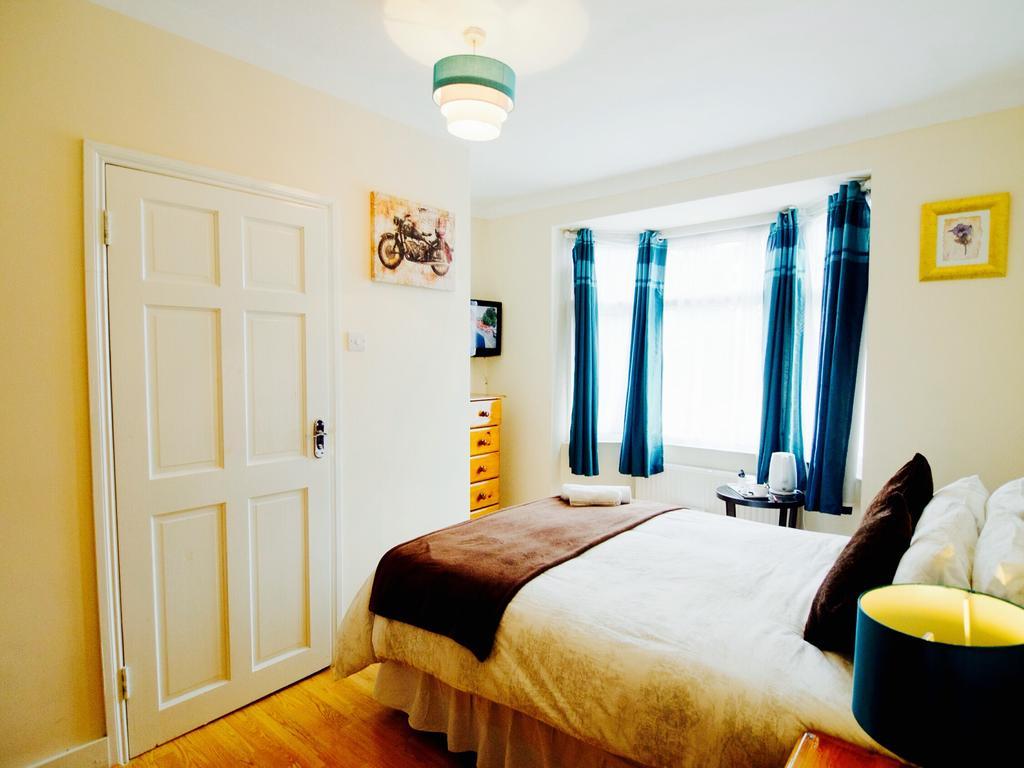 Gable Lodge Londra Exterior foto