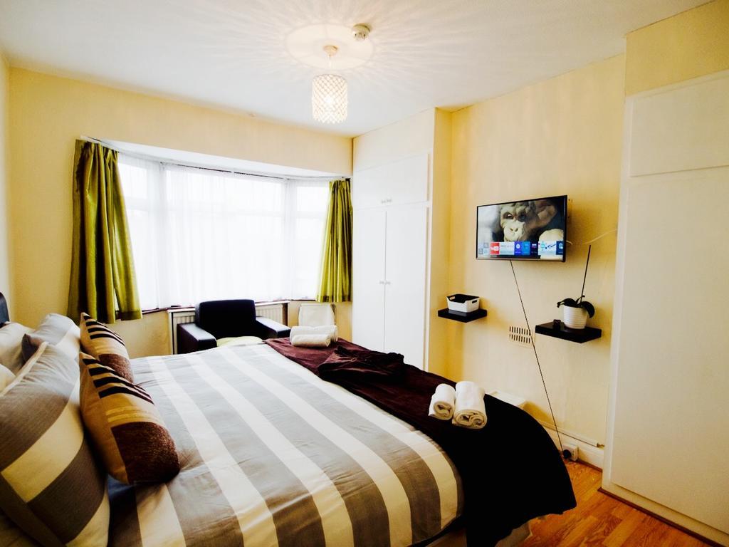 Gable Lodge Londra Exterior foto